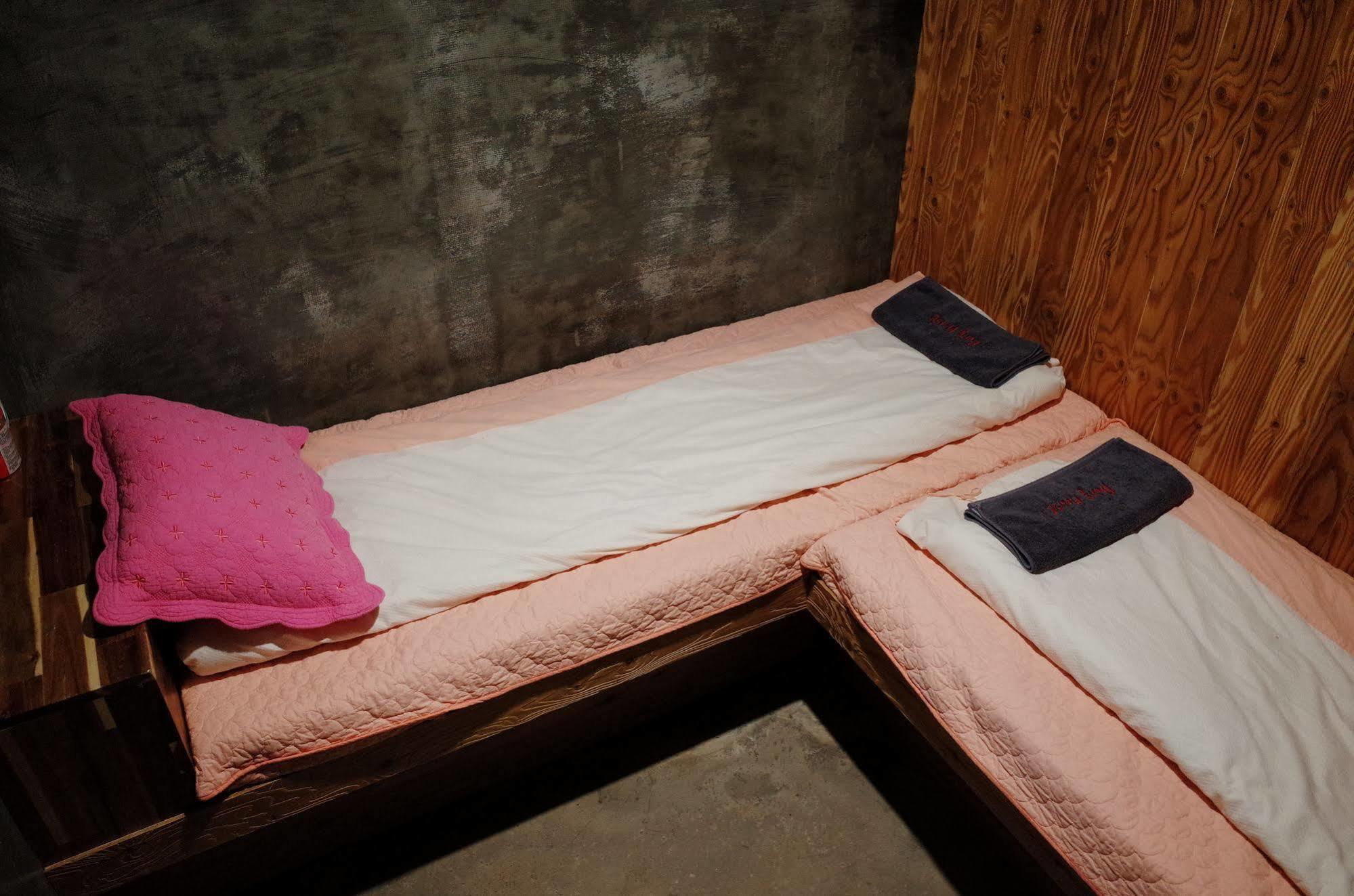 Hostel Bong Backpackers *